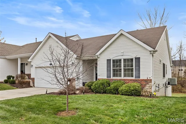 $384,900 | 961 Promenade Court, Dardenne Prairie, MO 63368