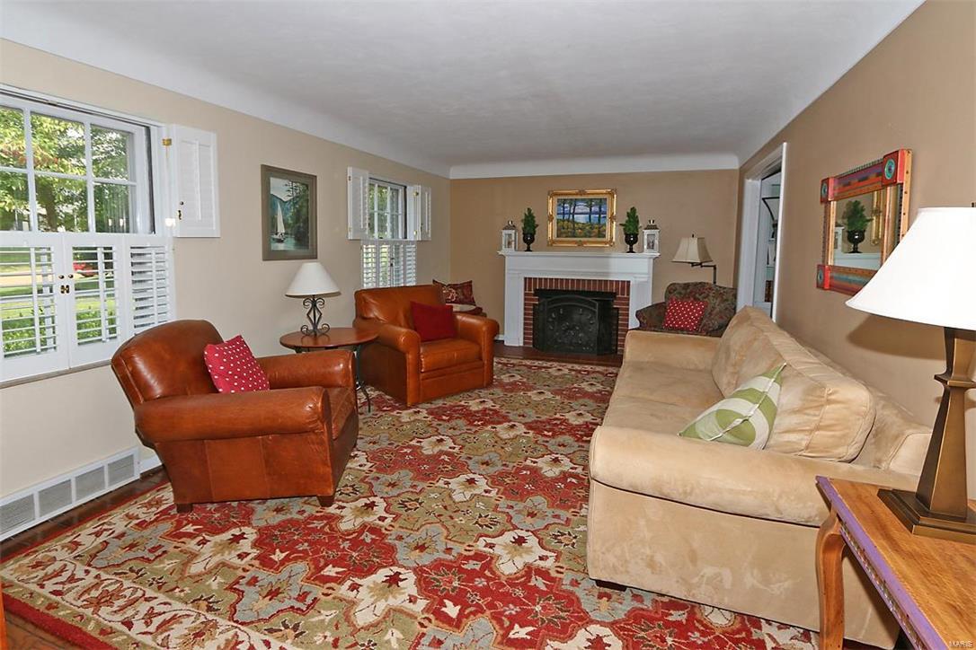 26 Enfield Road Olivette, MO 63132 - Photo 24 of 29