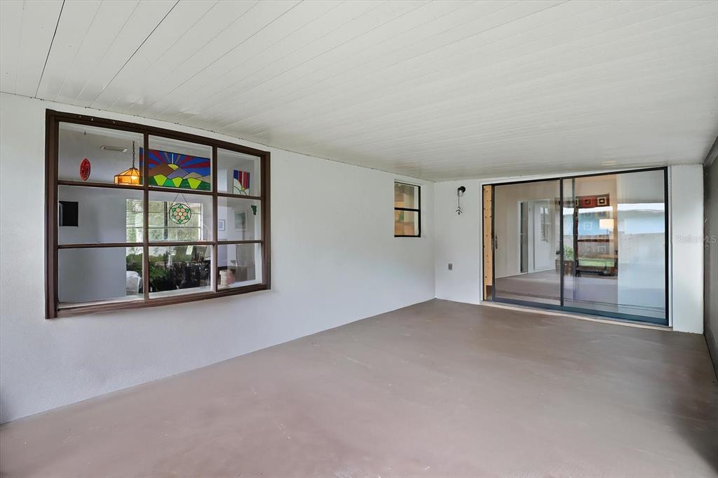 3103 South Bay Berry Point Inverness, FL 34450 - Photo 39 of 50 an empty room with window