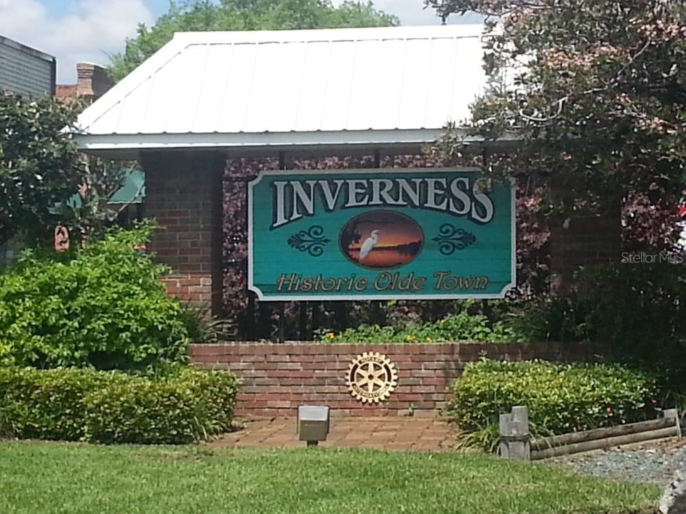 3103 South Bay Berry Point Inverness, FL 34450 - Photo 46 of 50 a sign that is sitting on the side of a road