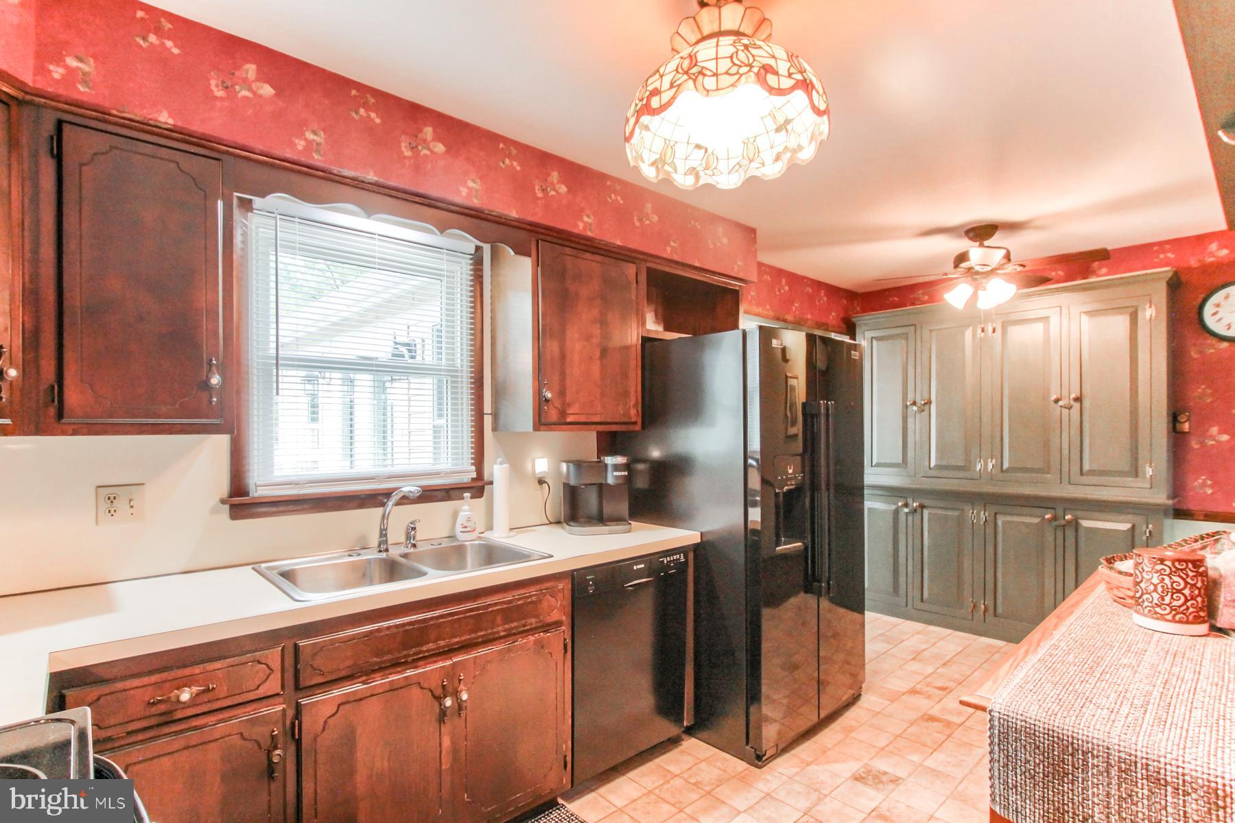 3440 Fox Ridge Court Dover, PA 17315 - Photo 10 of 50 Gallery Image 10