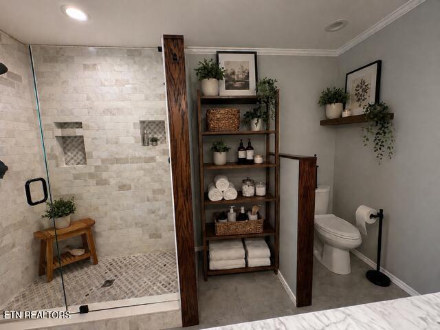 1824 Montvale Road Maryville, TN 37803 - Photo 14 of 47 Master Bathroom Double Shower:Toliet