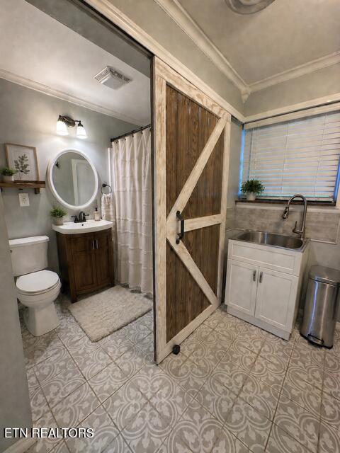 1824 Montvale Road Maryville, TN 37803 - Photo 20 of 47 Full Batrhroom 2