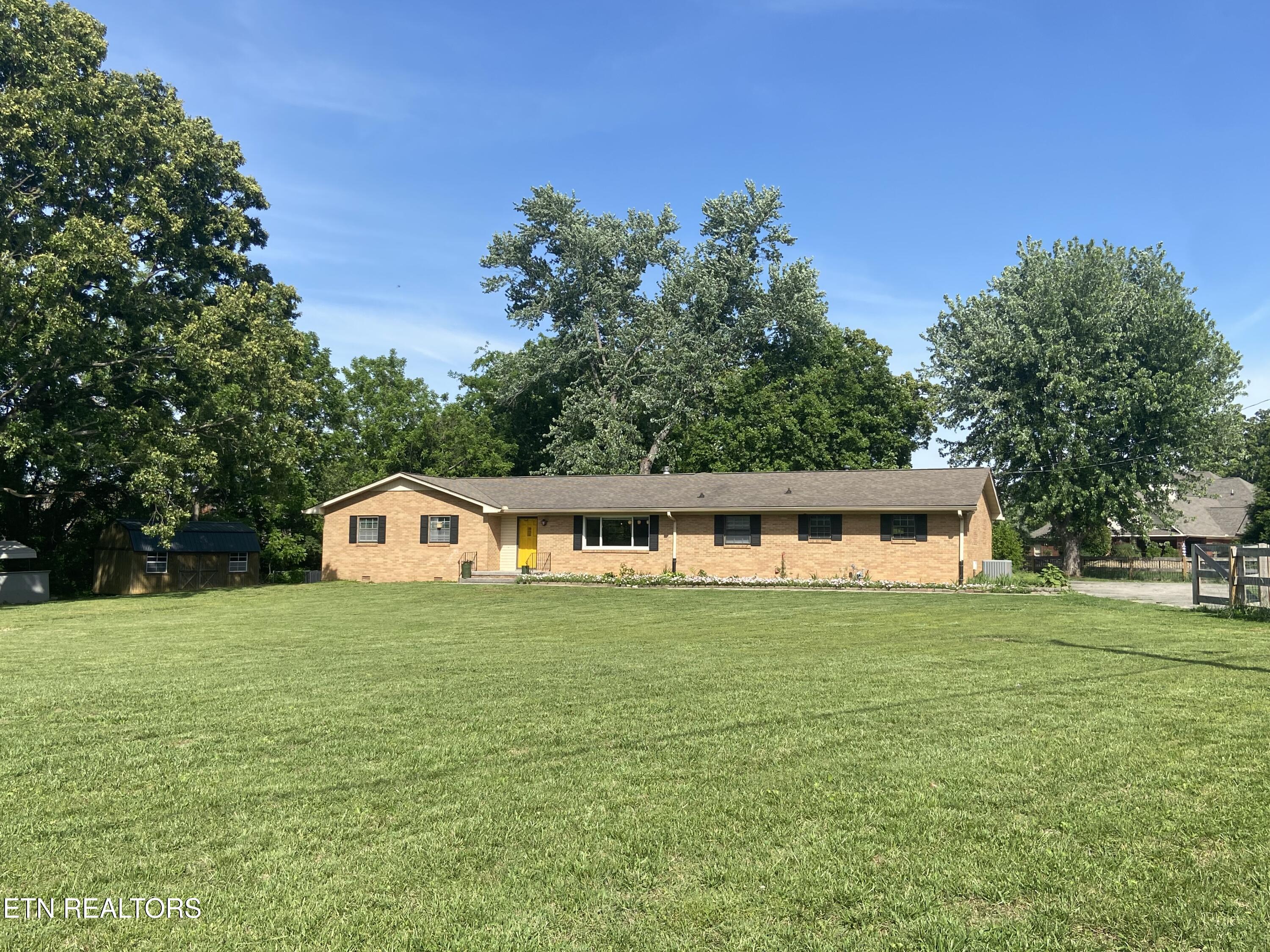 1824 Montvale Road Maryville, TN 37803 - Photo 23 of 47 Front
