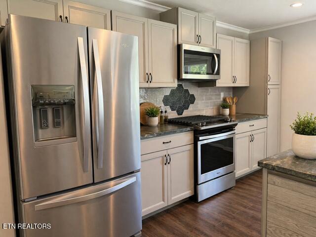 1824 Montvale Road Maryville, TN 37803 - Photo 4 of 47 Kitchen w Appliances