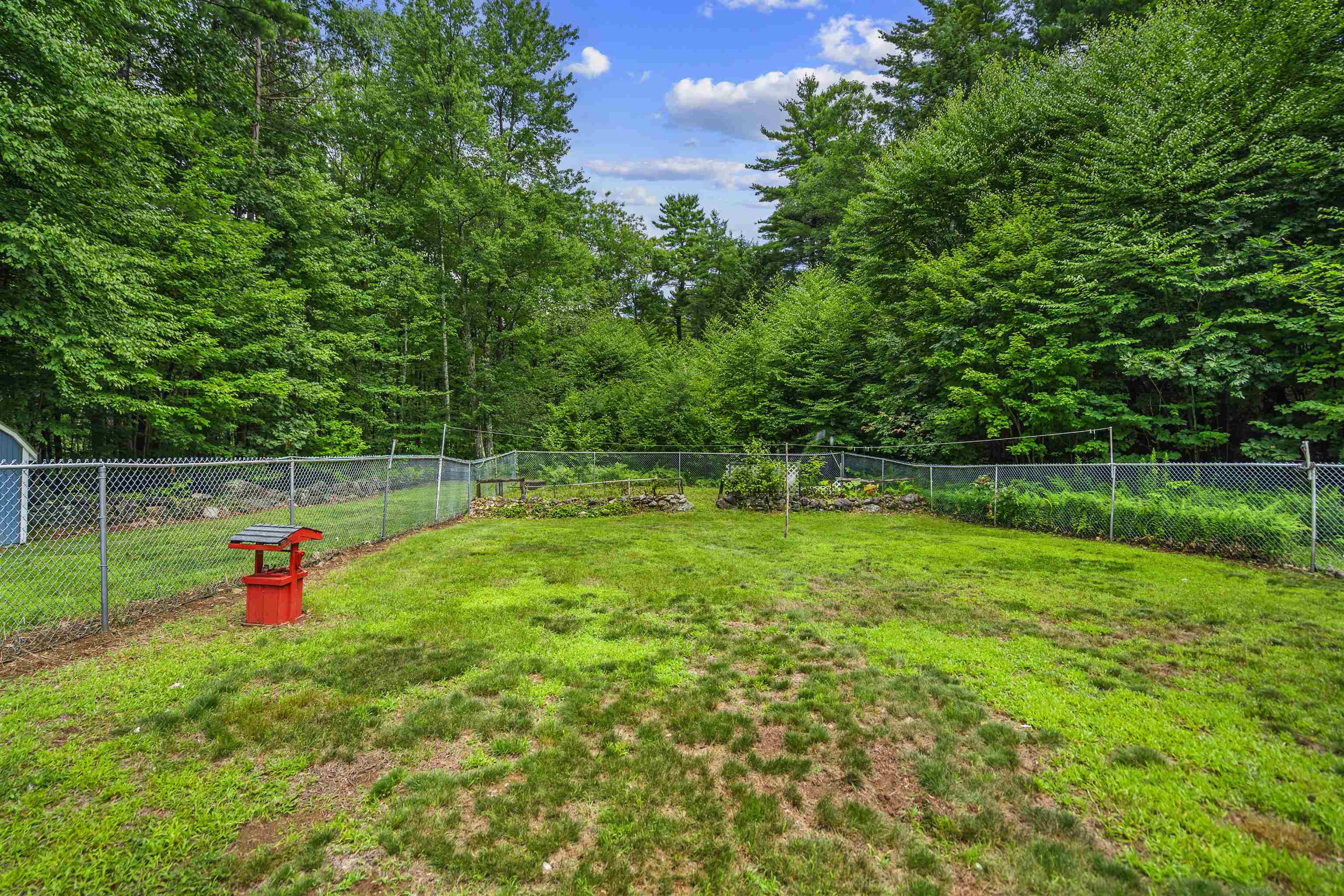 380 Dowboro Road Pittsfield, NH 03263 - Photo 11 of 43 Gallery Image 11