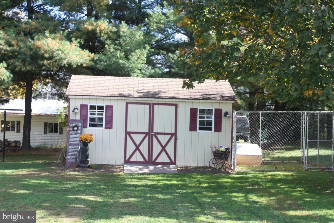 906 Hannah Drive Lititz, PA 17543 - Photo 22 of 23