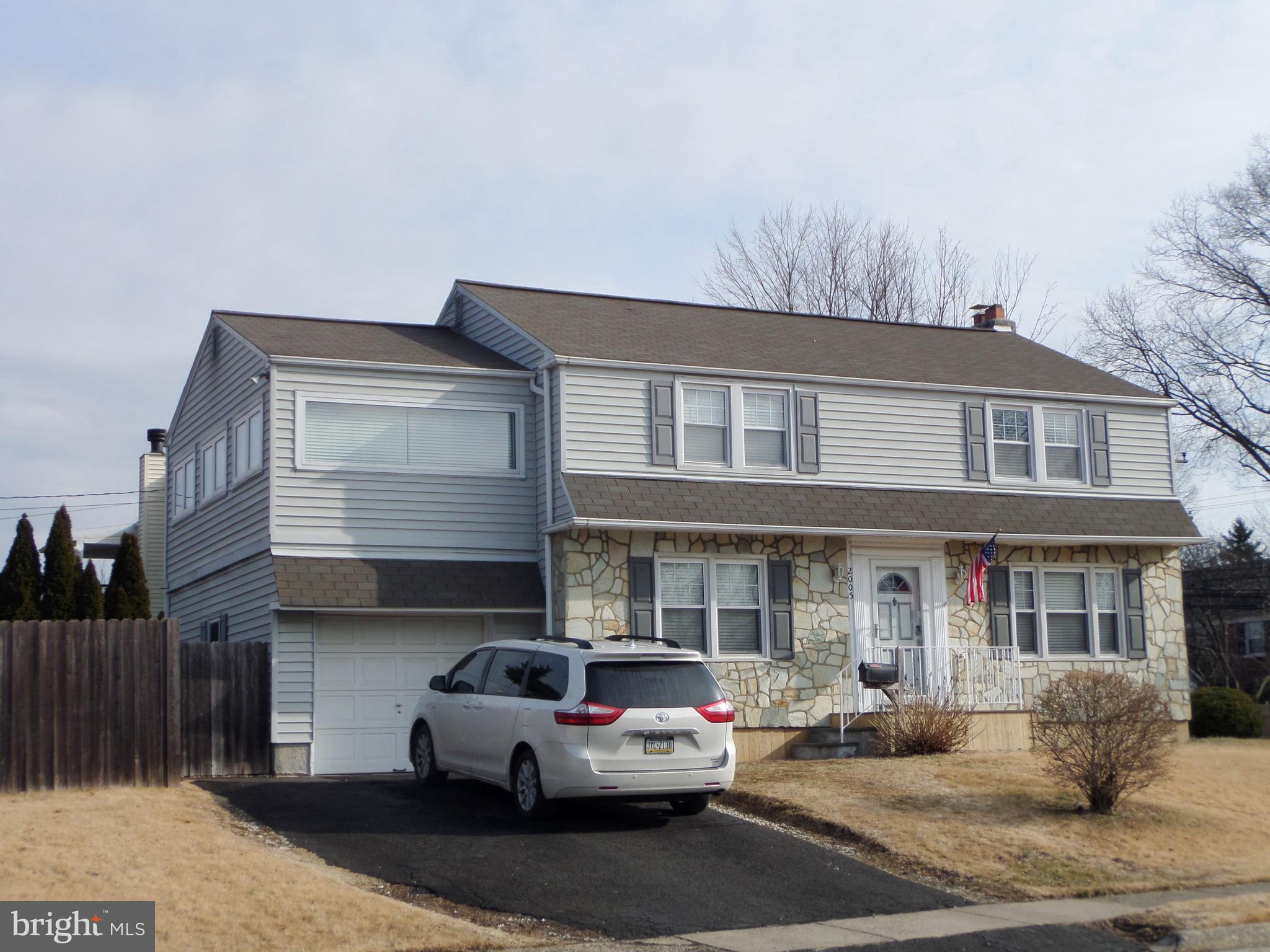 2005 Cross Road Glenside, PA 19038 - Photo 2 of 3 Gallery Image 2