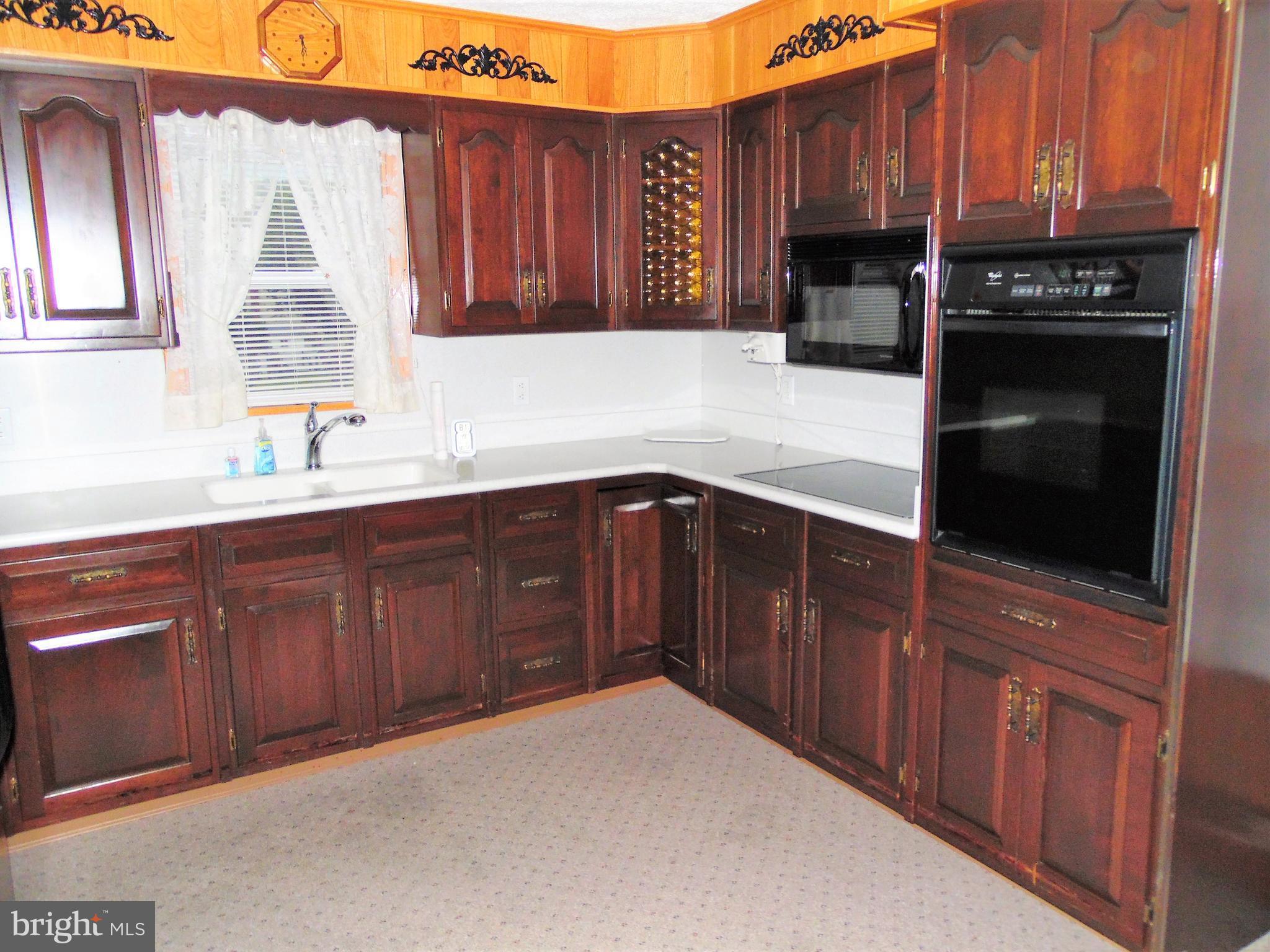 12500 Carlos Road Southwest Frostburg, MD 21532 - Photo 13 of 30 Kitchen