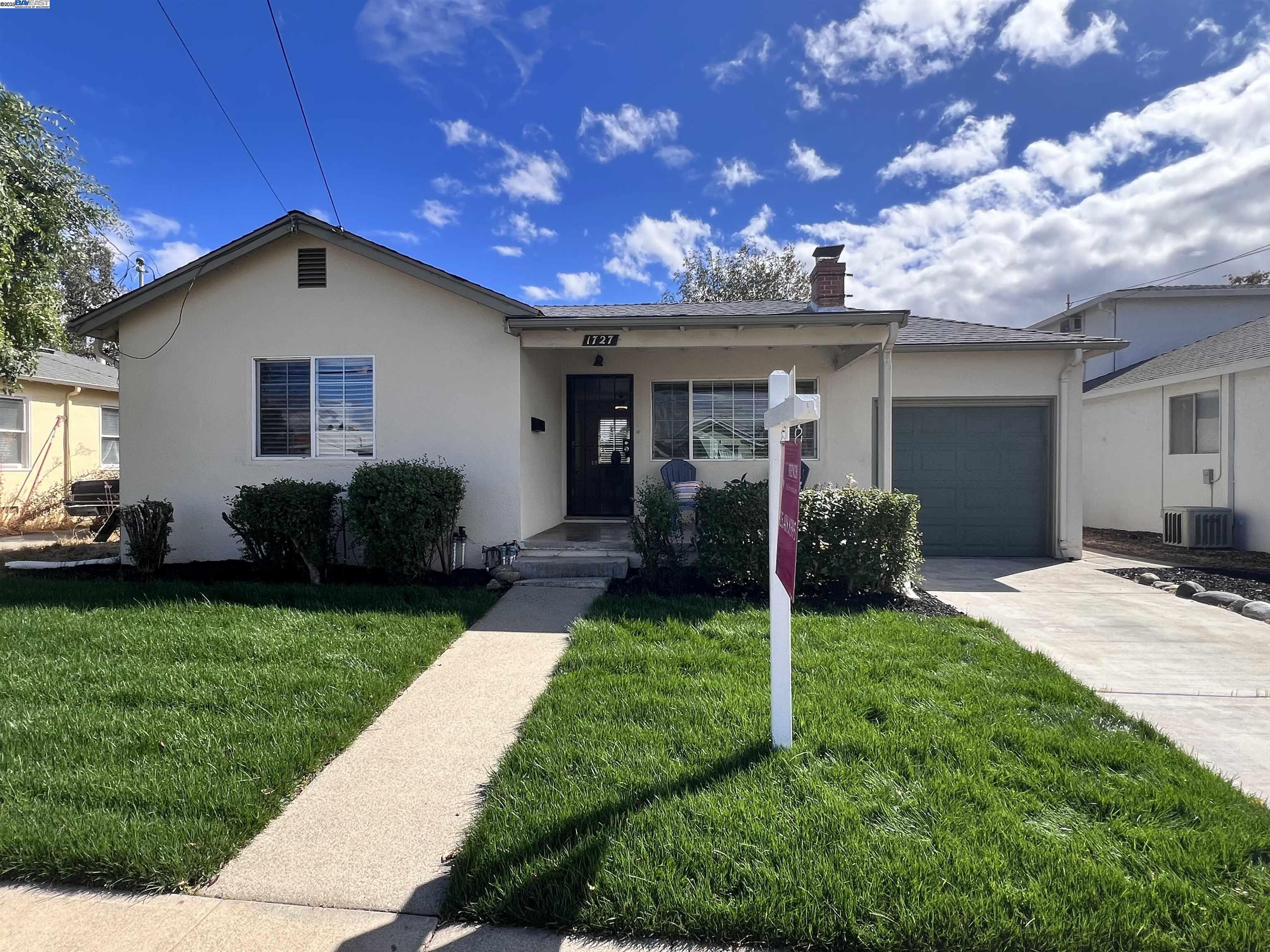 1727 Second Street Livermore, CA 94550 - Photo 1 of 24 a view of a house with backyard and porch