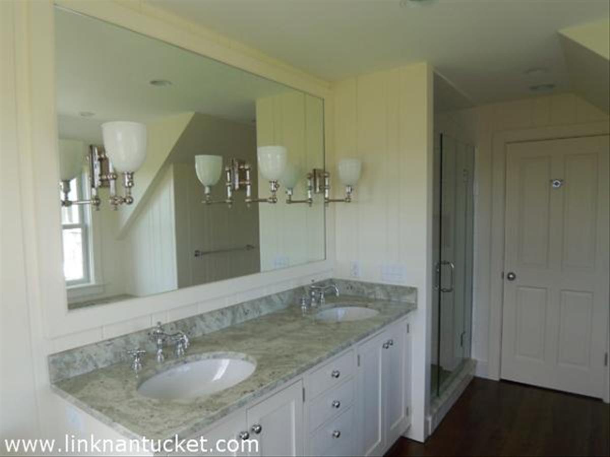 29 Pilgrim Road Nantucket, MA 02554 - Photo 14 of 21 Gallery Image 14