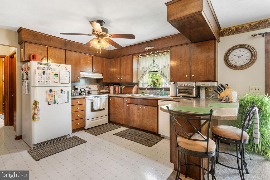 4052 Grandview Road Hanover, PA 17331 - Photo 10 of 35 Gallery Image 10