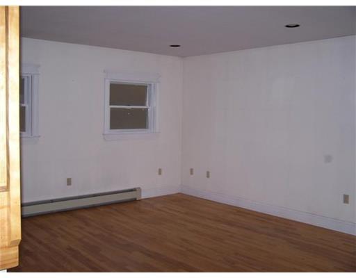 15 Pine Cove Road Gray, ME 04039 - Photo 5 of 15 Living Room.