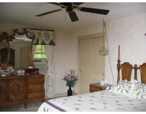 24 Greenwood Road Sharon, MA 02067 - Photo 8 of 9 Gallery Image 8