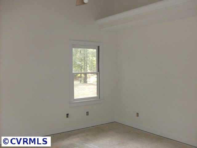 17017 Moores Mill Road Ruther Glen, VA 22546 - Photo 6 of 10 Gallery Image 6