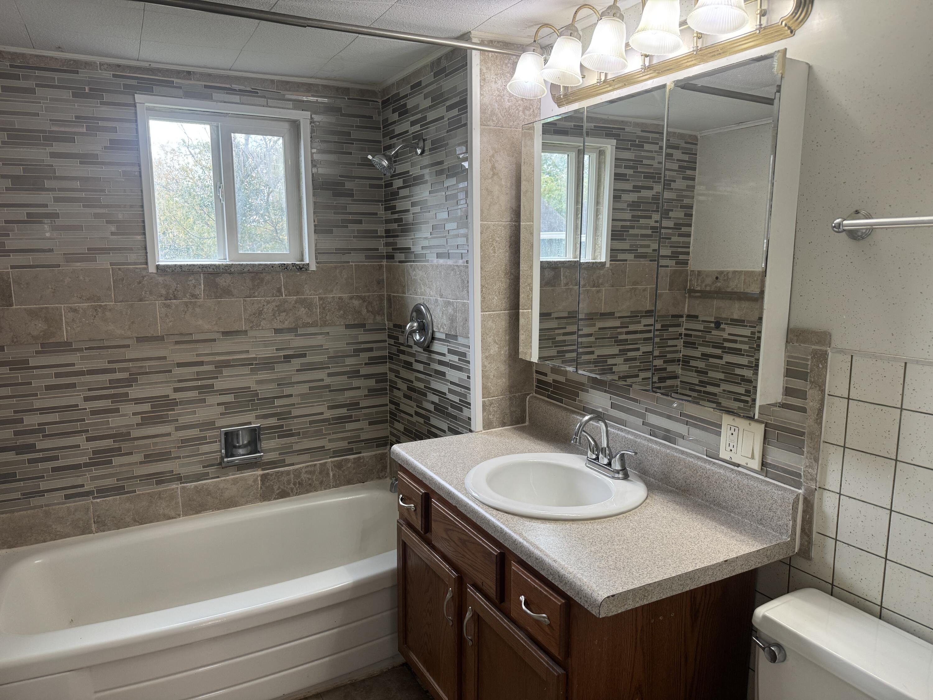 1003 Main Street Murray, KY 42071 - Photo 23 of 27 Bathroom