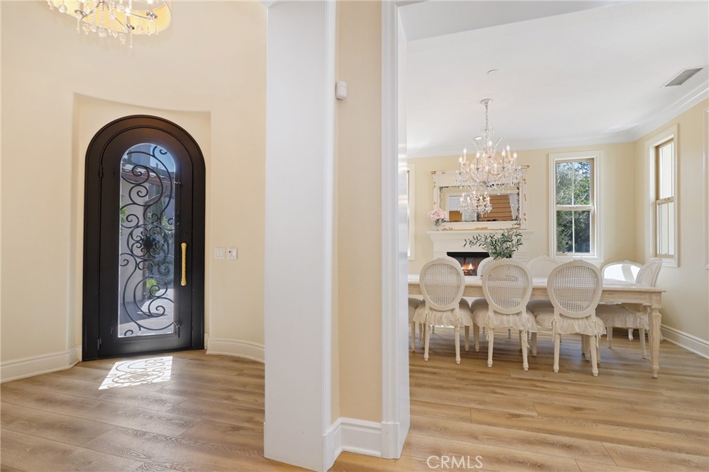 1 David Street Ladera Ranch, CA 92694 - Photo 8 of 66 a view of a livingroom with furniture and window