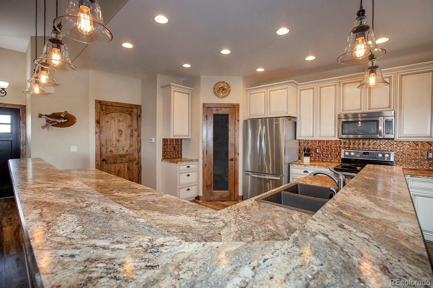 2002 Timberlake Road Byers, CO 80103 - Photo 7 of 37 Gallery Image 7