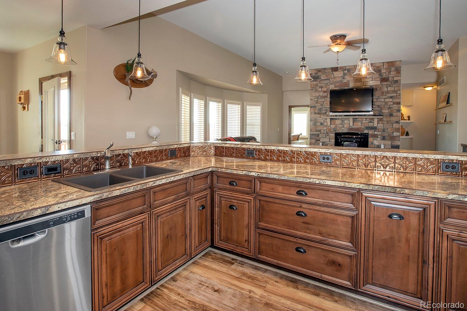 2002 Timberlake Road Byers, CO 80103 - Photo 9 of 37 Gallery Image 9