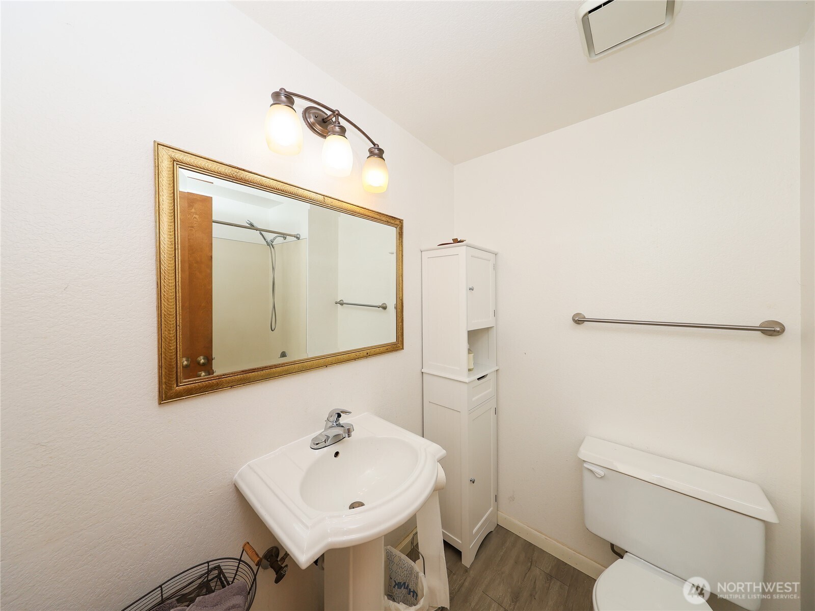 10820 Northeast 183rd Court Bothell, WA 98011 - Photo 24 of 40