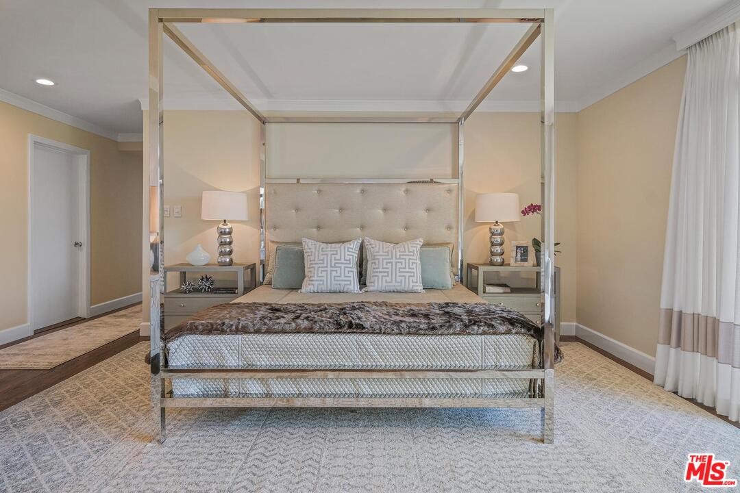 2019 Stradella Road Los Angeles, CA 90077 - Photo 17 of 45
