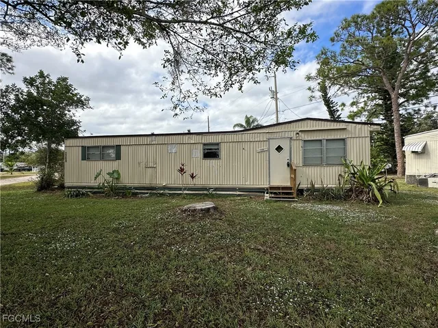 $795 | 2268 Carlisle Lane, North Fort Myers, FL 33917