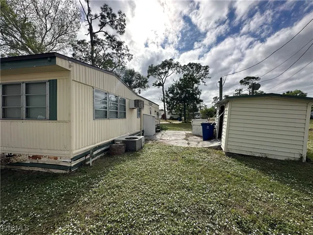 $795 | 2268 Carlisle Lane, North Fort Myers, FL 33917