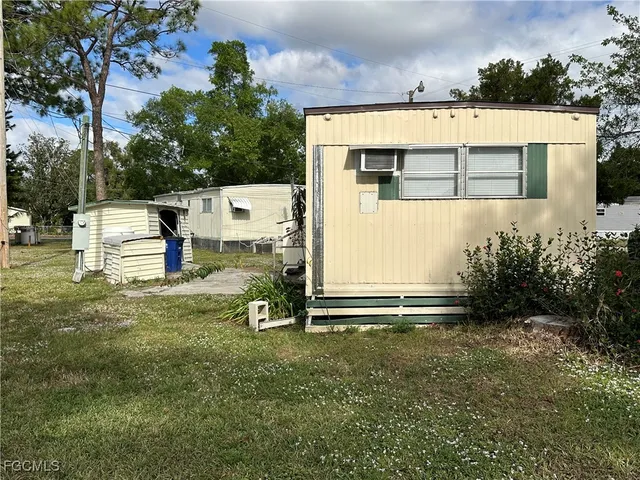 $795 | 2268 Carlisle Lane, North Fort Myers, FL 33917