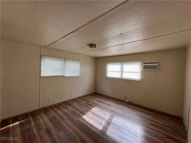 $795 | 2268 Carlisle Lane, North Fort Myers, FL 33917