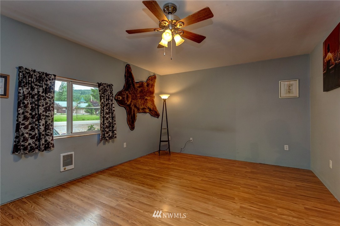 7766 Silver Lake Road Maple Falls, WA 98266 - Photo 13 of 24 Gallery Image 13