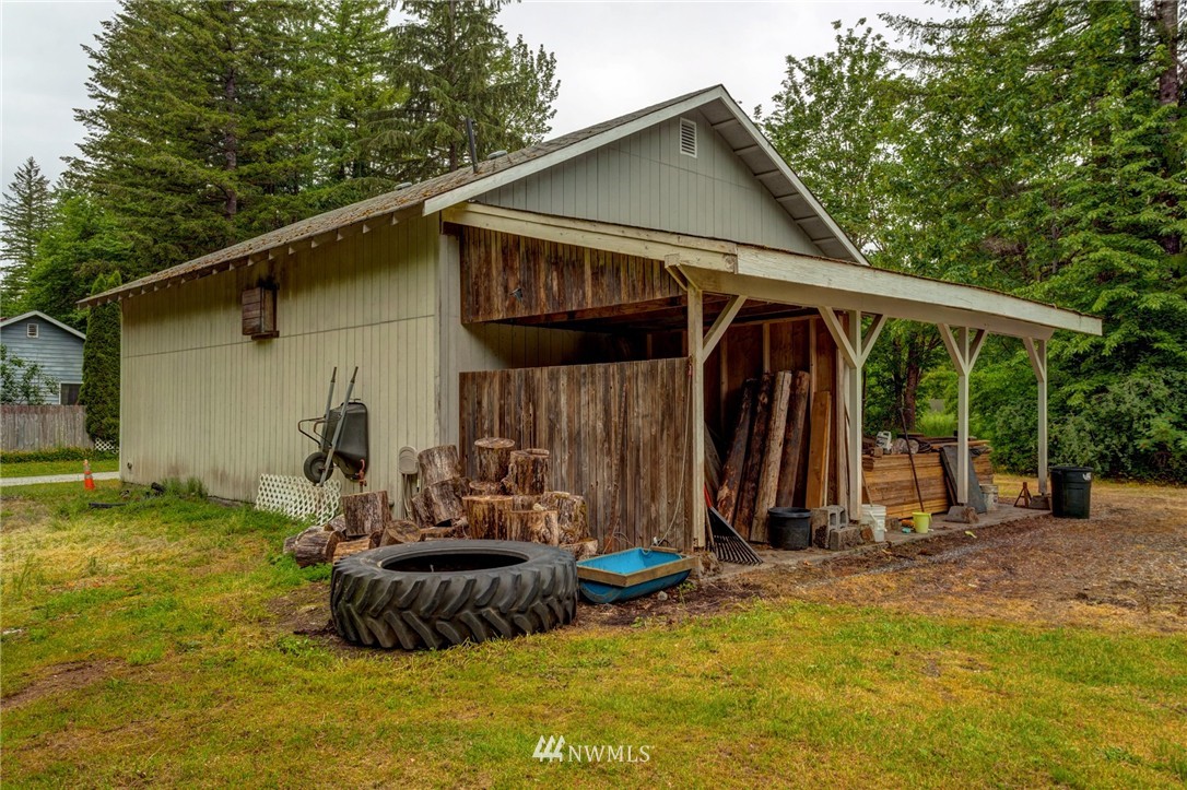 7766 Silver Lake Road Maple Falls, WA 98266 - Photo 17 of 24 Gallery Image 17
