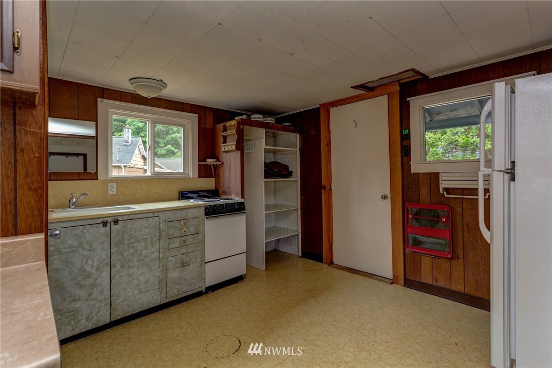 7766 Silver Lake Road Maple Falls, WA 98266 - Photo 23 of 24 Gallery Image 23
