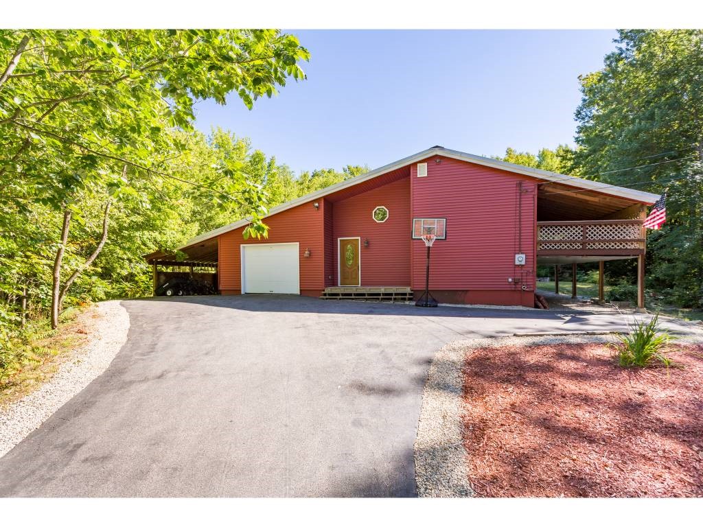 20 Dwight Road Nottingham, NH 03290 - Photo 1 of 36