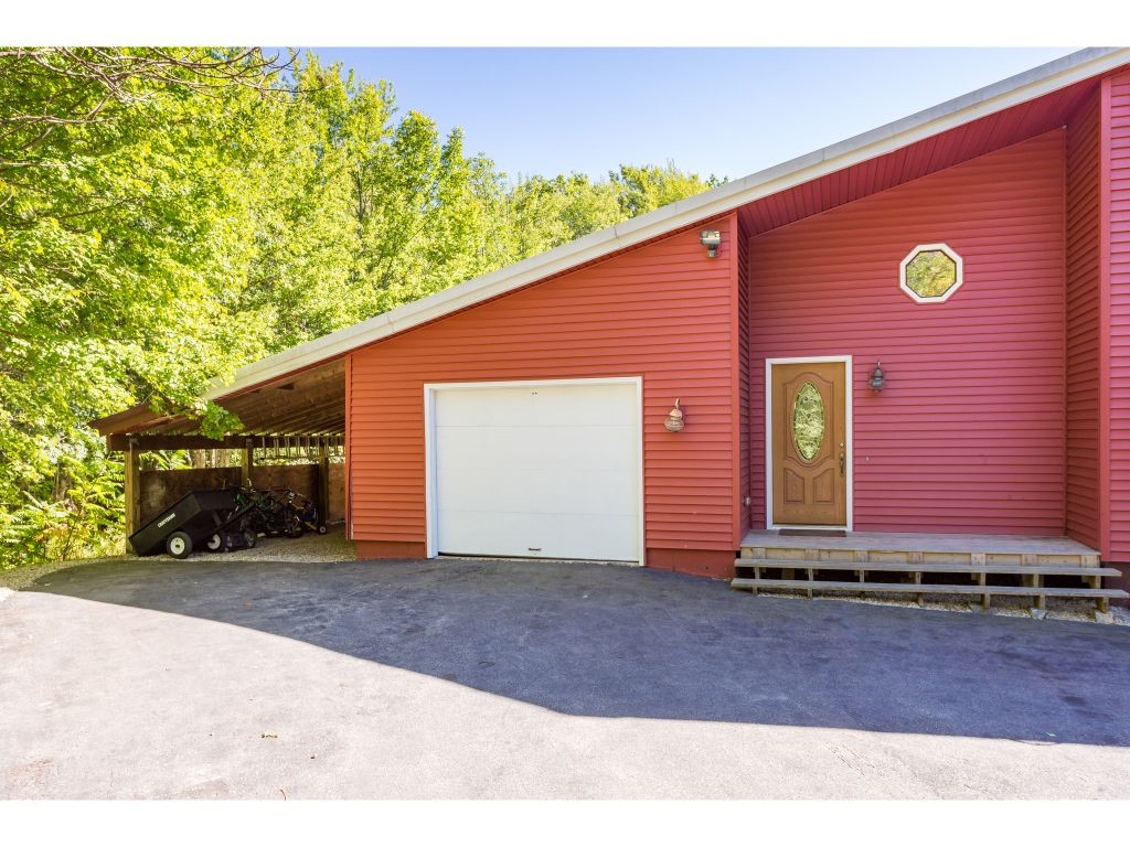 20 Dwight Road Nottingham, NH 03290 - Photo 5 of 36