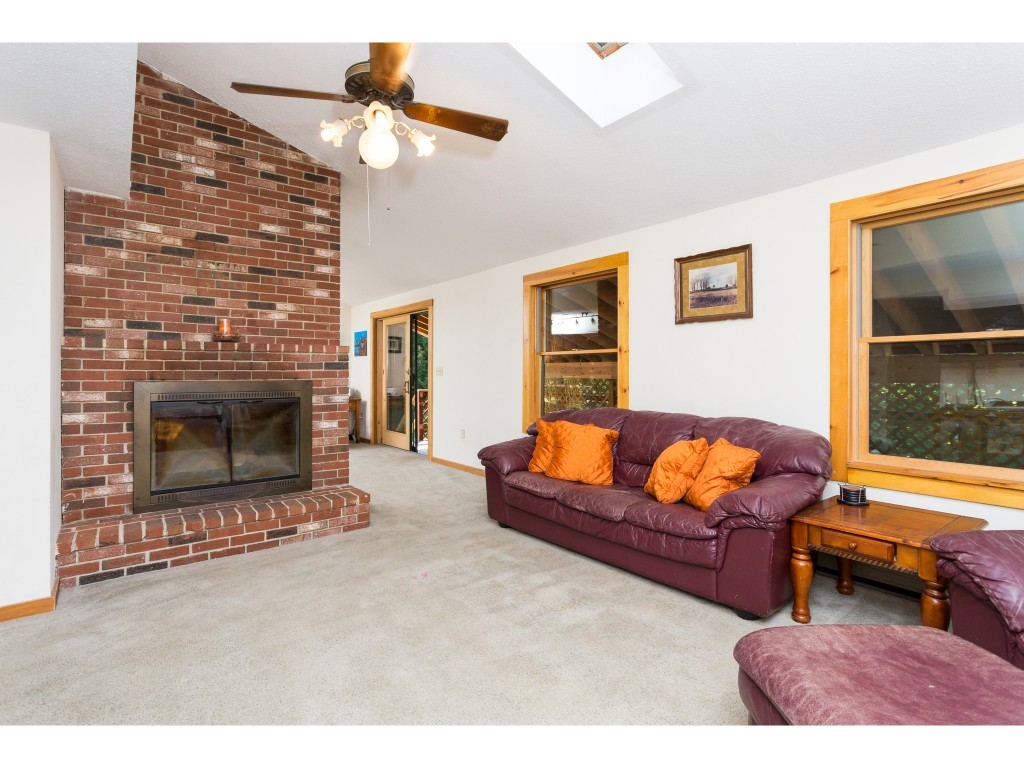 20 Dwight Road Nottingham, NH 03290 - Photo 10 of 36