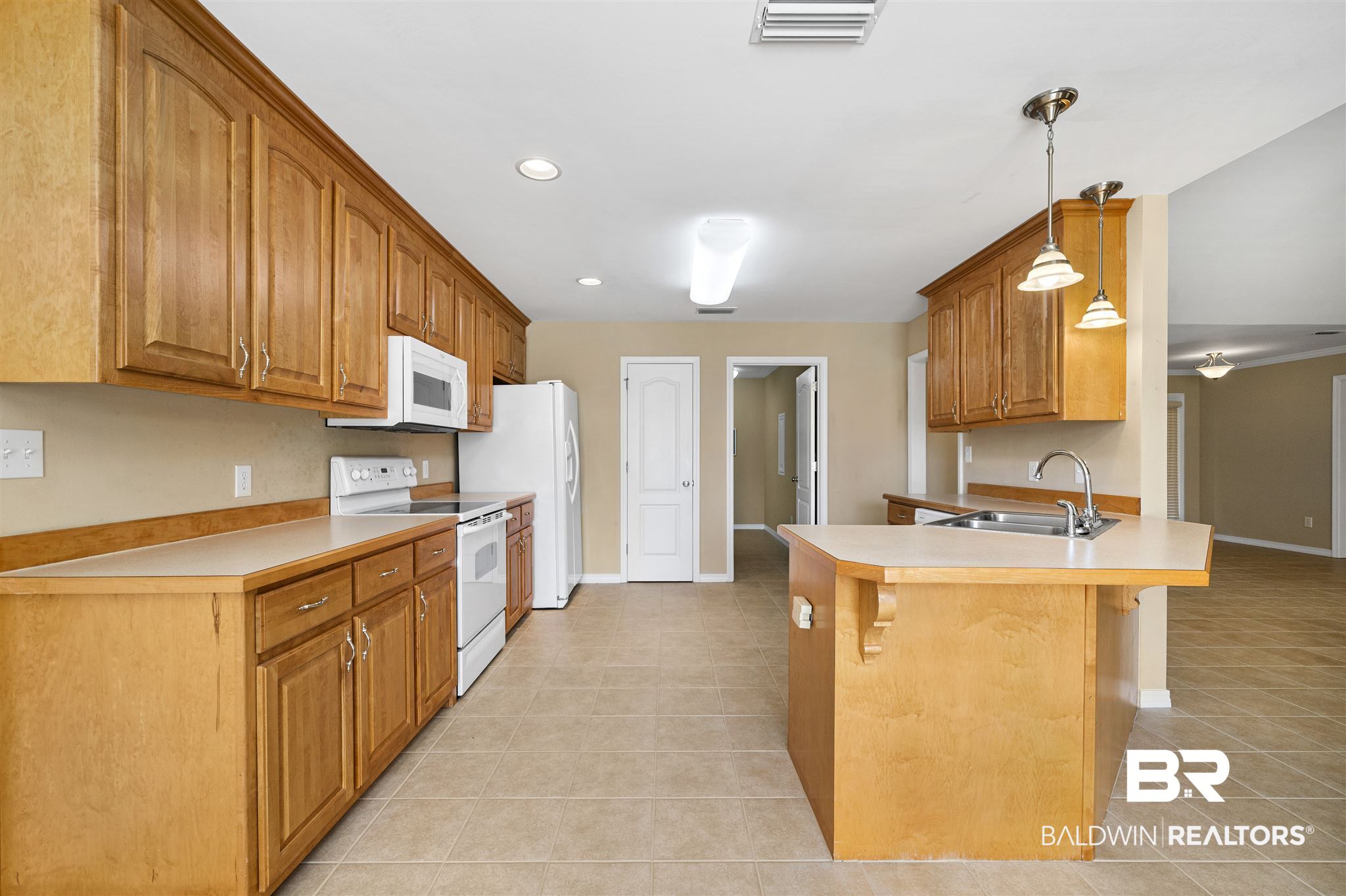 10880 Gayfer Rd Extension Fairhope, AL 36532 - Photo 10 of 23 Gallery Image 10