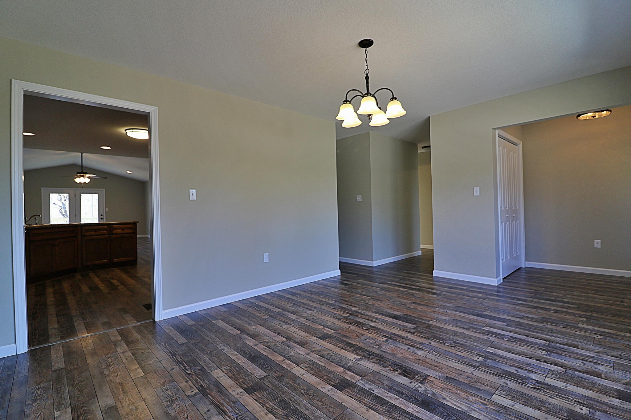 471 Toomey Falls Road Oneida, TN 37841 - Photo 6 of 31 Gallery Image 6