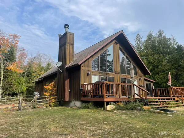 $750,000 | 4971 Michibay Drive, Manistique, MI 49854