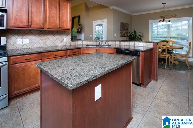 276 Linwood Road Sterrett, AL 35147 - Photo 7 of 24