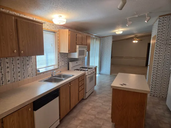 $289,000 | 32711 Twin Pine Drive, Shingletown, CA 96088