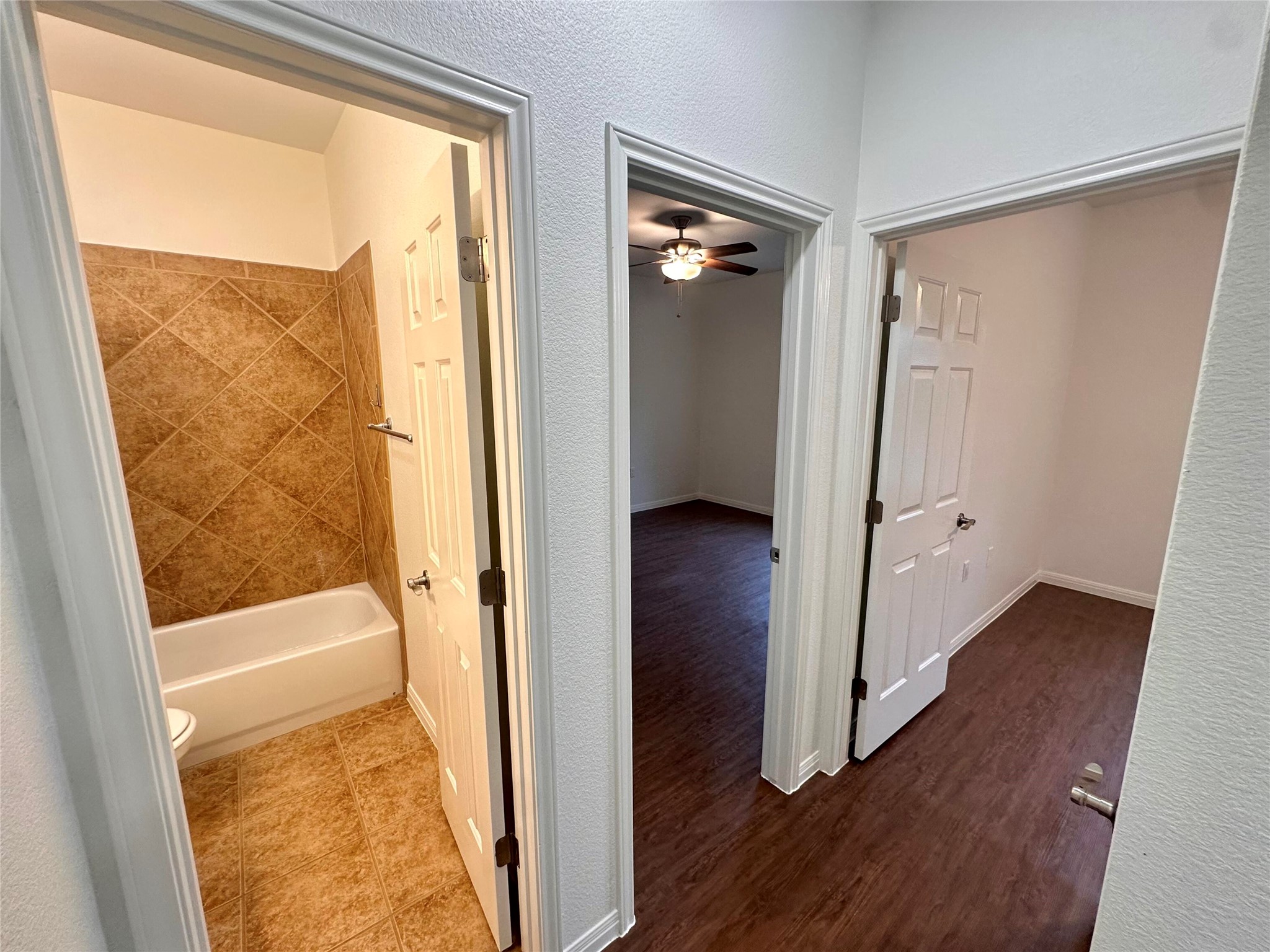 4713 Santa Anna Street Austin, TX 78721 - Photo 15 of 34