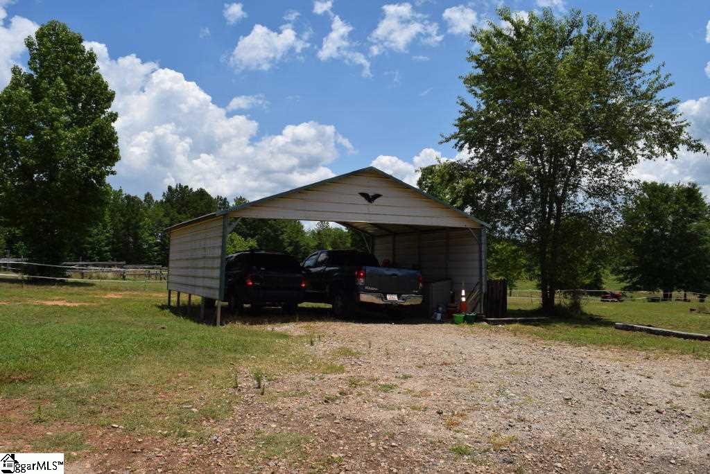 2839 Wright School Road Anderson, SC 29621 - Photo 4 of 33