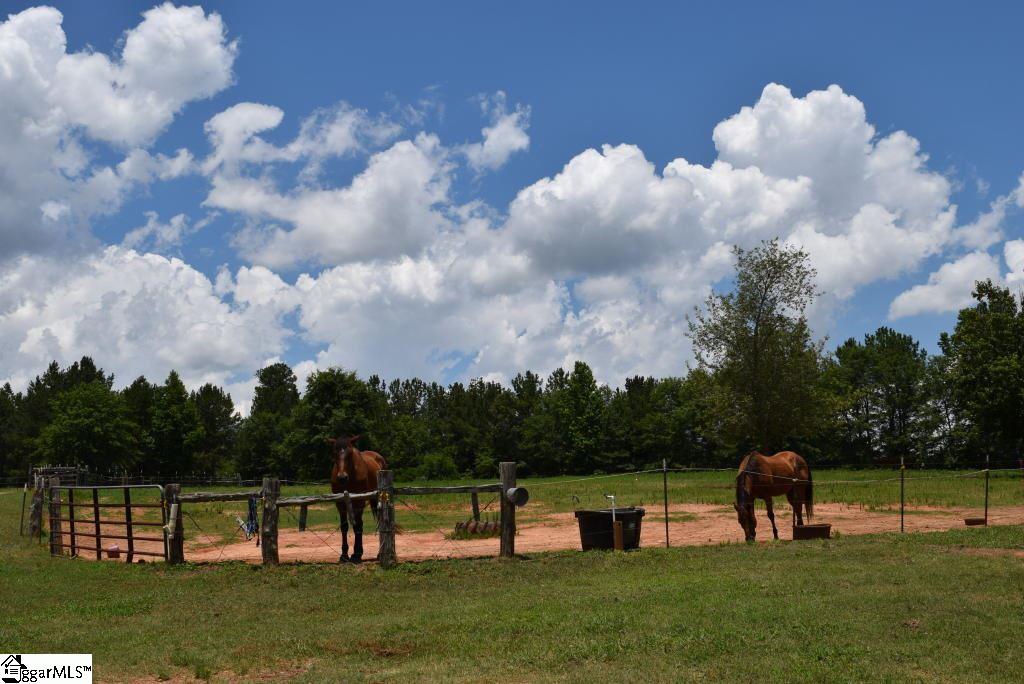 2839 Wright School Road Anderson, SC 29621 - Photo 6 of 33