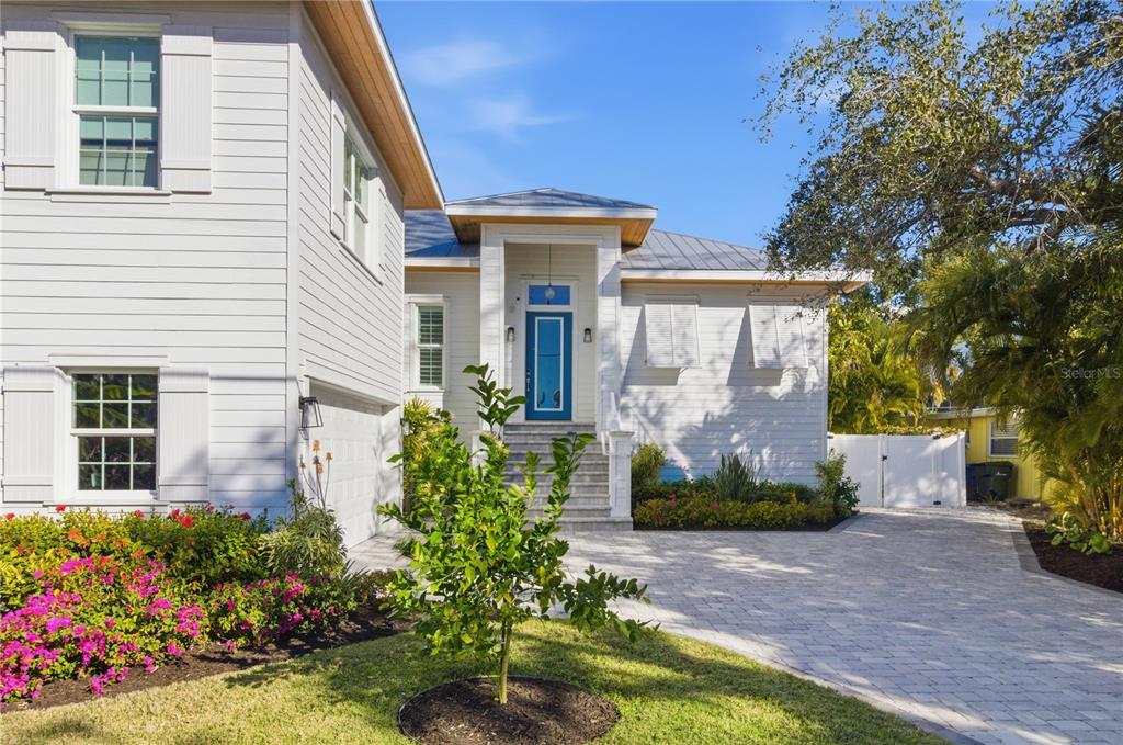 3919 Roberts Point Road Sarasota, FL 34242 - Photo 1 of 47 Gallery Image 1