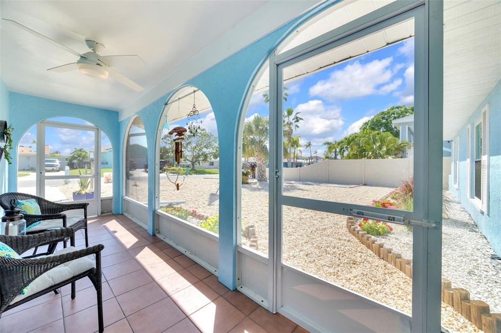 1015 Spindle Palm Way Apollo Beach, FL 33572 - Photo 13 of 78