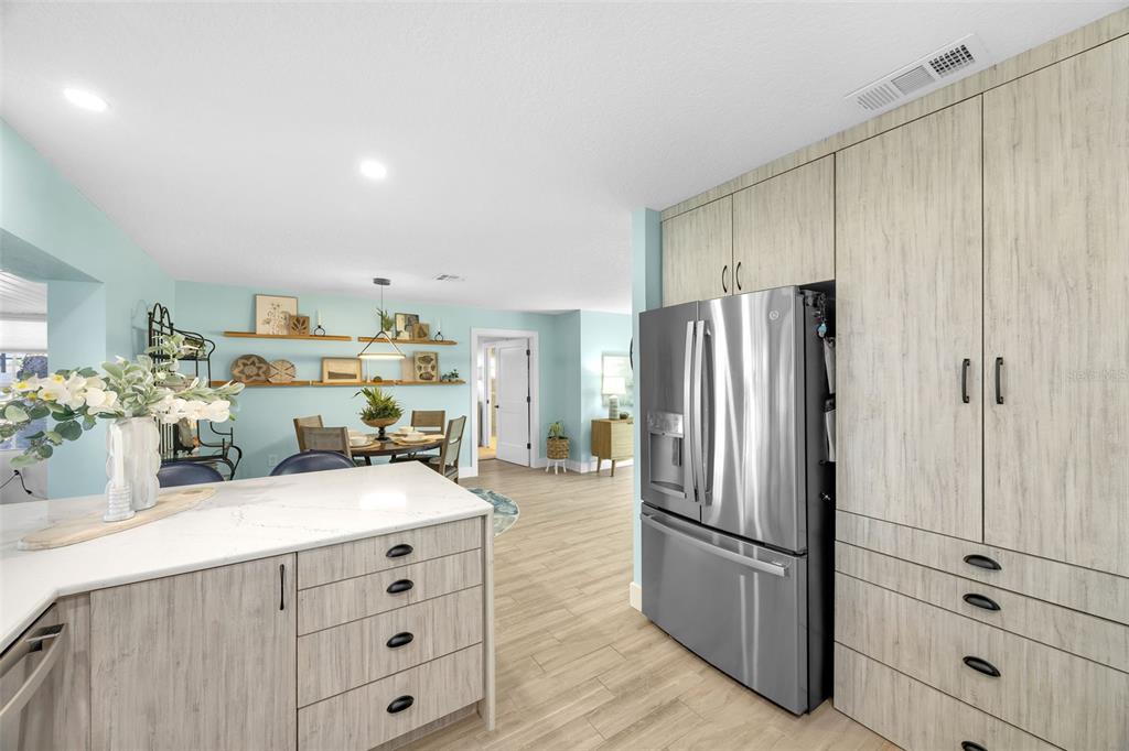 1015 Spindle Palm Way Apollo Beach, FL 33572 - Photo 25 of 78