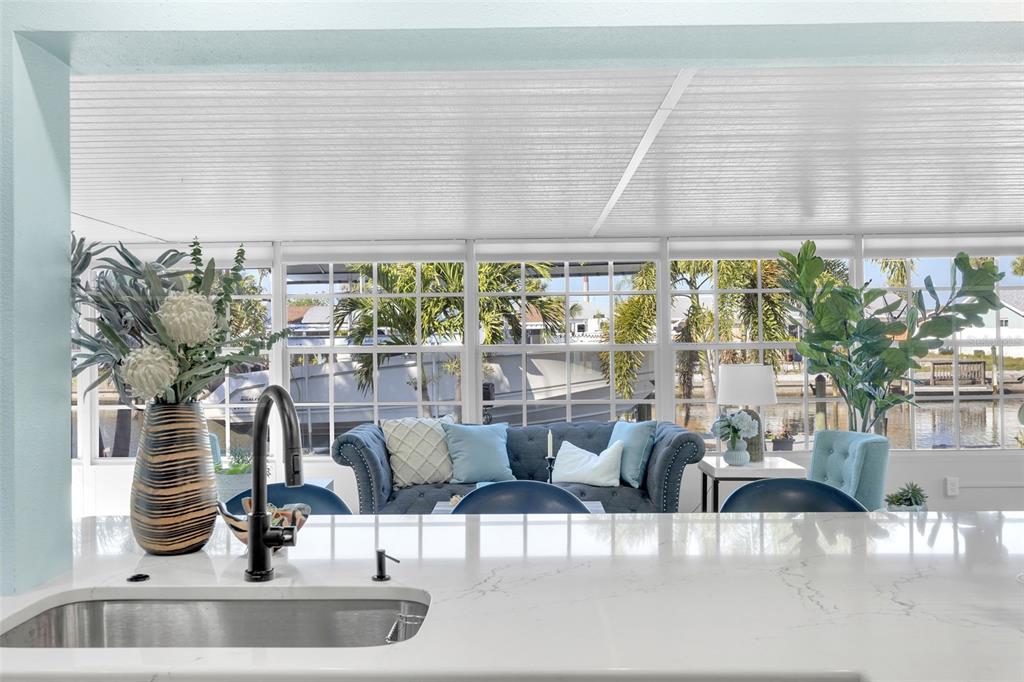 1015 Spindle Palm Way Apollo Beach, FL 33572 - Photo 31 of 78 a view of a living room with furniture