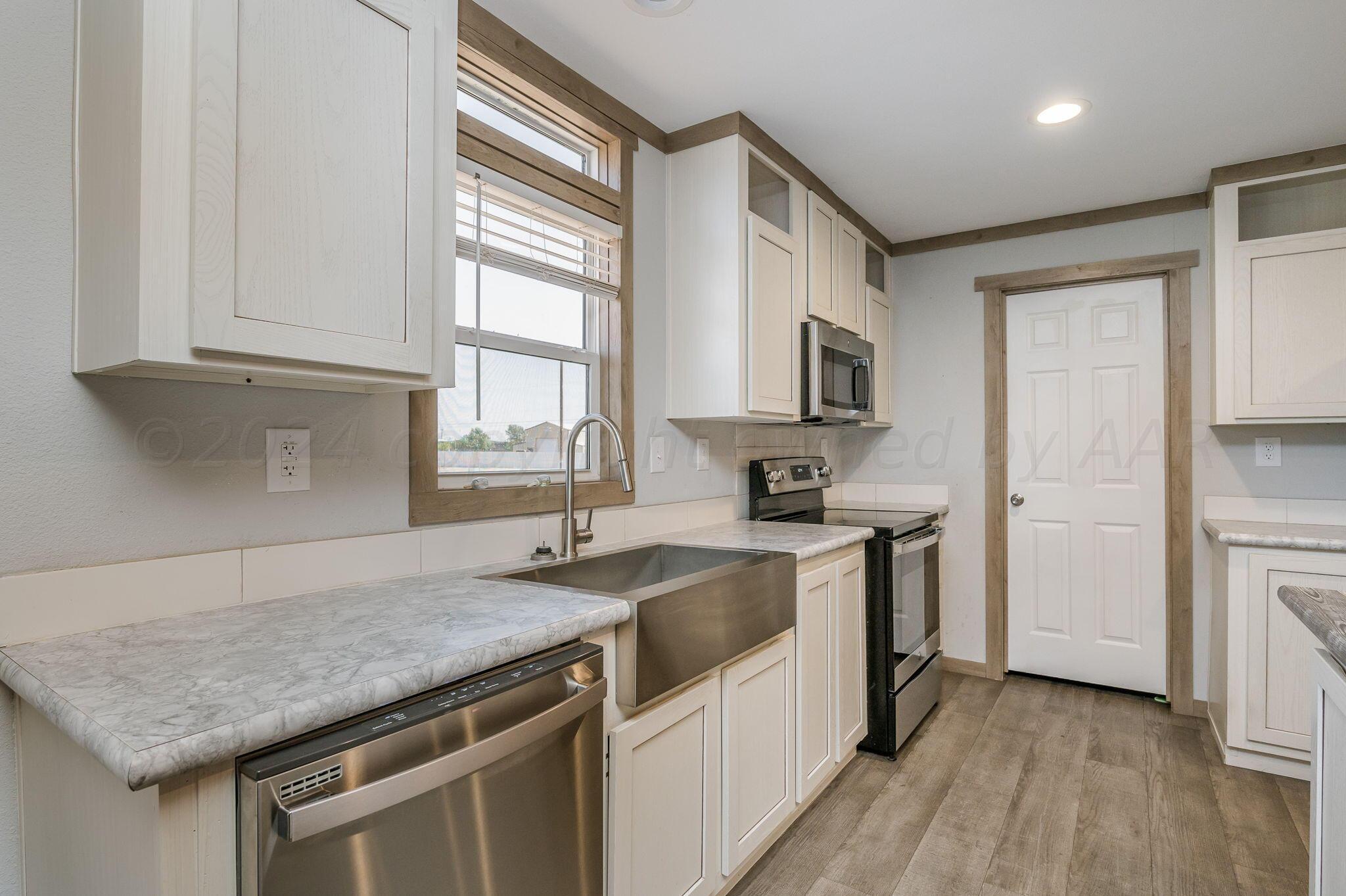 11900 Ranch Trail Amarillo, TX 79118 - Photo 5 of 17 Kitchen