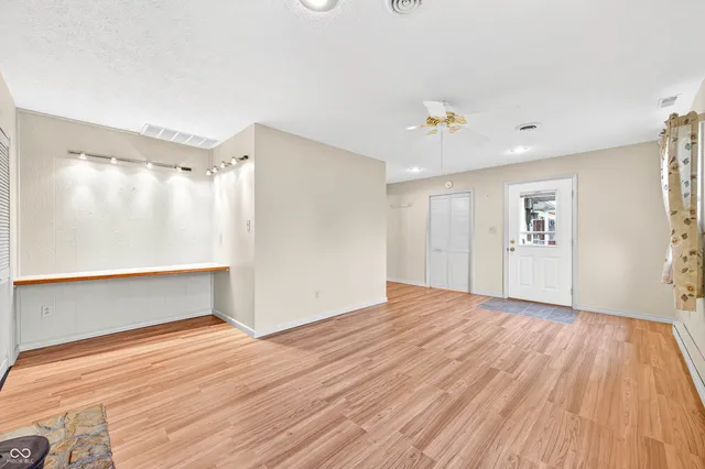 $220,000 | 2720 12th Street, Columbus, IN 47201