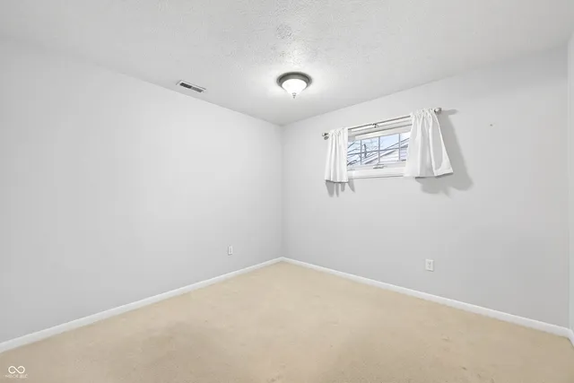 $220,000 | 2720 12th Street, Columbus, IN 47201